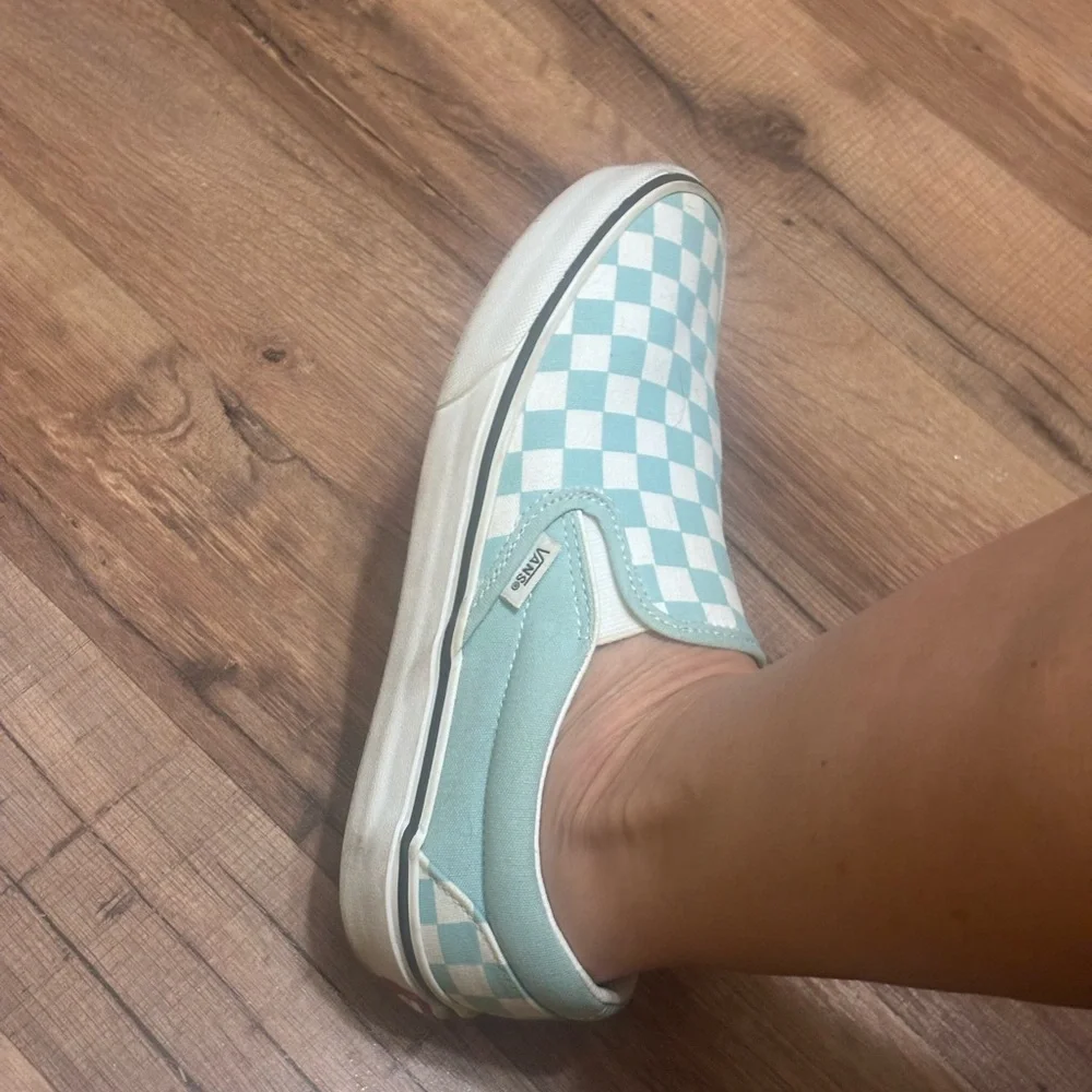 Vans Aqua Checkered Slip-On Shoes - Size 8 Women's - Picture 15 of 15